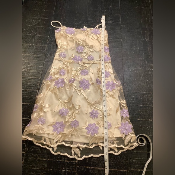 Lucy in the Sky Cream and Purple Floral Mini Dress - Picture 4 of 6